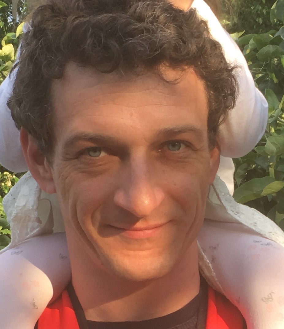 dr Bartosz Drzewiecki